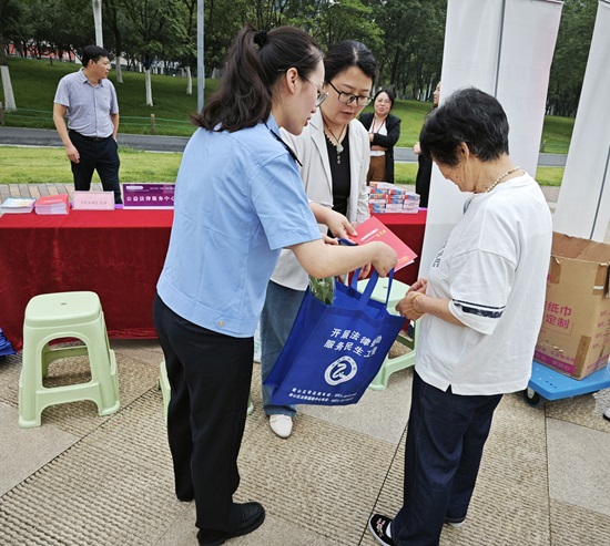 1756110082513090.jpg 8.jpg