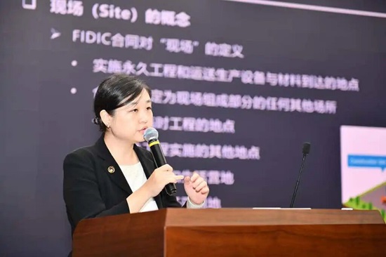 1757901030118935.jpg 刘思俣.jpg