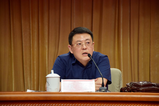耿鹏.JPG