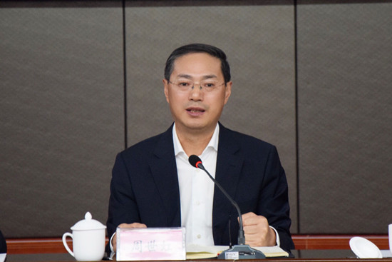 1.周世虹讲话.jpg