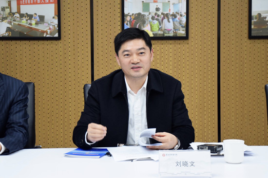 刘晓文局长汇报律师工作.jpg