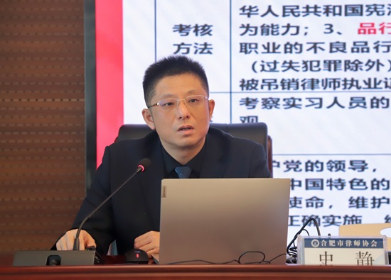 史静.jpg