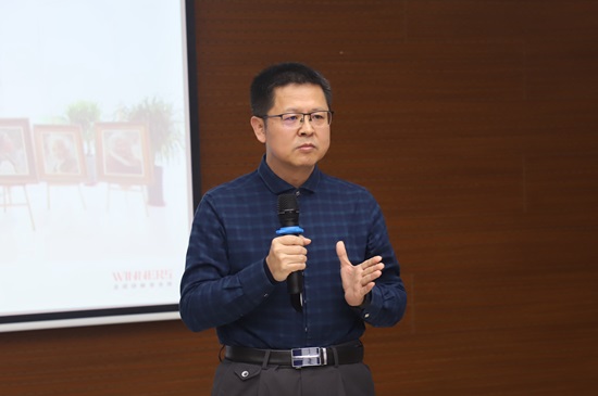 申进忠.jpg