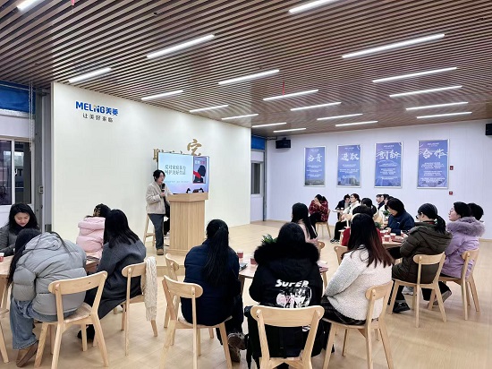安徽承义律师事务所：该所律师前往长虹美菱股份有限公司，开展法律专题讲座.jpg